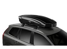 Бокс Thule Motion XT L на крыше автомобиля