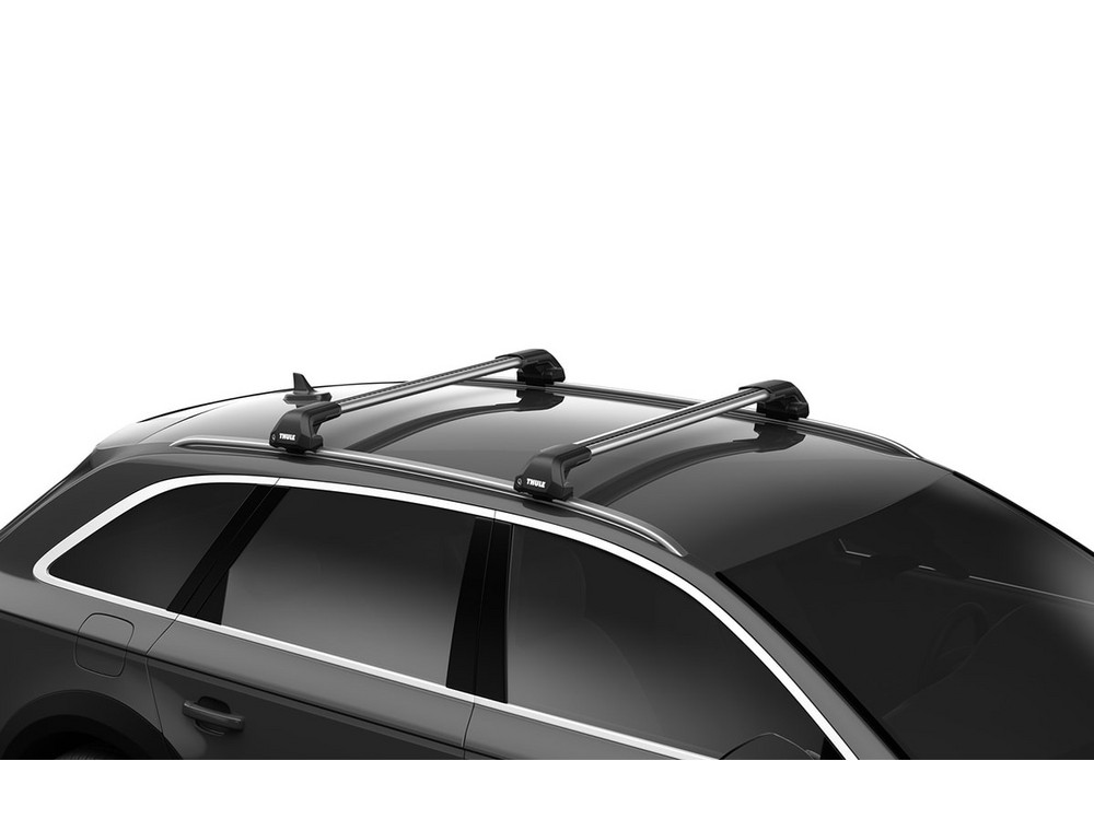 Дуги Thule WingBar Edge 77 на багажнике автомобиля