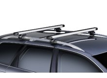 Выдвижные дуги Thule SlideBar 144 на крыше авто