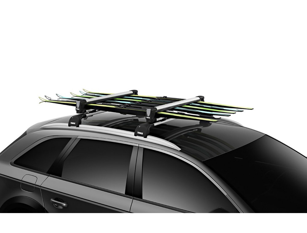 Беговые лыжи на багажнике Thule SnowPack L