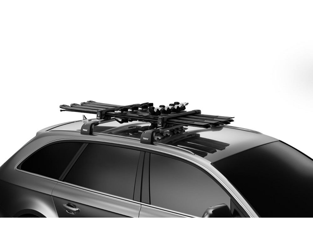 Горные лыжи на креплении Thule SnowPack L