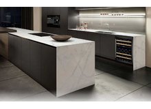 Холодильник Dunavox DX-53.130DBK/DP на кухне