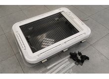 Люк для автодома на колесах Camplife 50x70