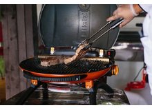 Мясо на газовом гриле O-GRILL 800T Orange