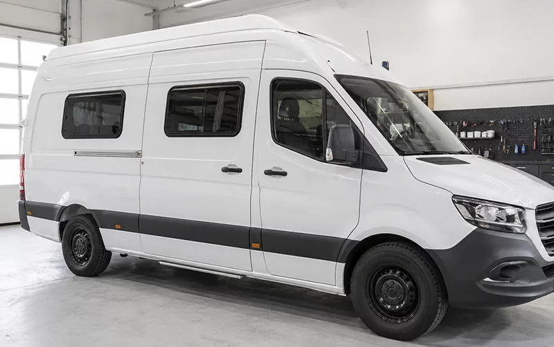 Mercedes-Benz Sprinter, Volkswagen Crafter, Ford Transit